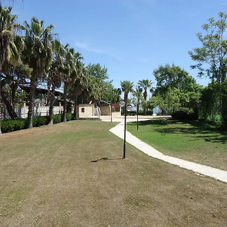 Resort Larissa Mare