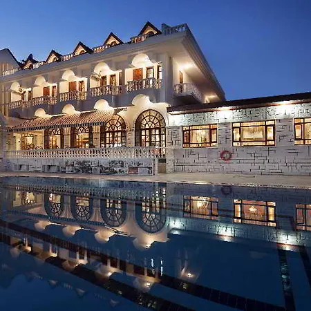 Larissa Mare 4* Beldibi (Kemer)