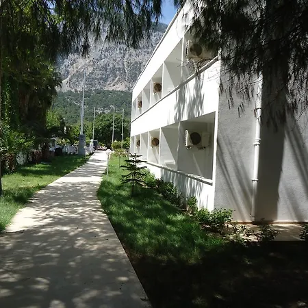 Station touristique Larissa Mare 4*
